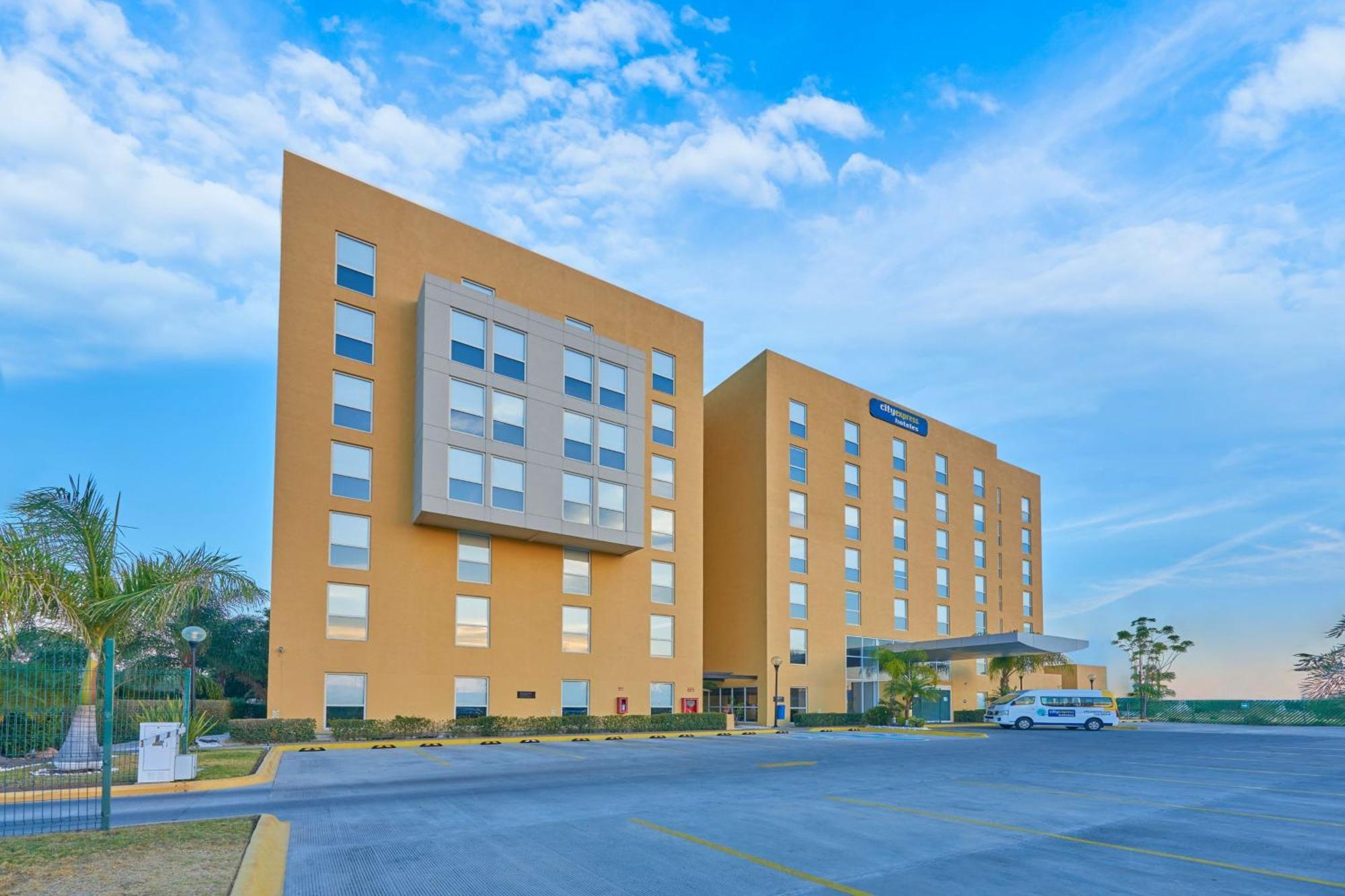 City Express By Marriott Salamanca Exterior foto